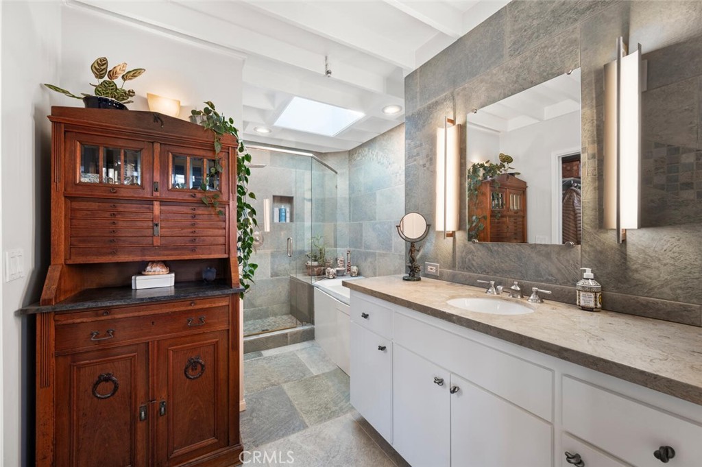 Temple Hills (TH) - Residential