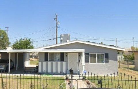 Photo of 310 S 1st St, Blythe, CA 92225 (MLS # SB25269472)
