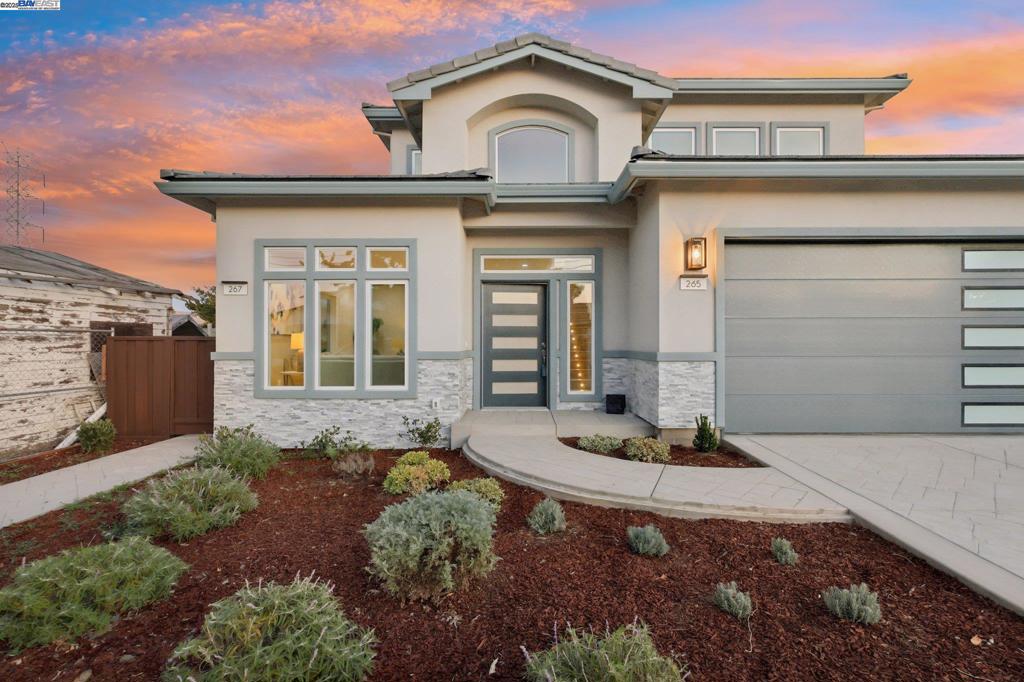 HAYWARD - Residential