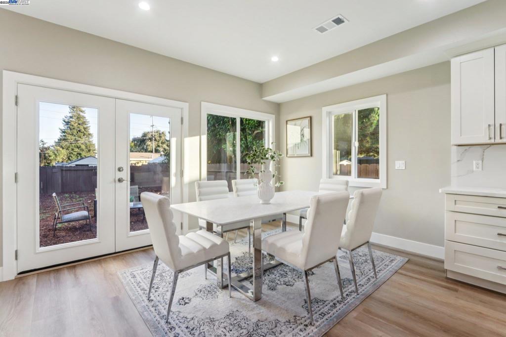 HAYWARD - Residential