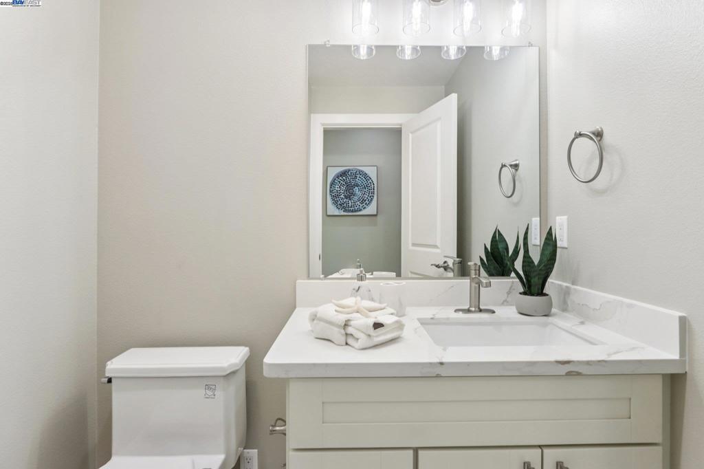 HAYWARD - Residential