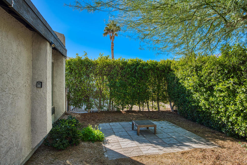 3272 N Mica Drive