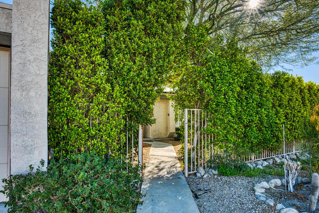 3272 N Mica Drive