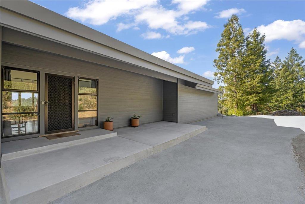 12336 Indian Rock Way
