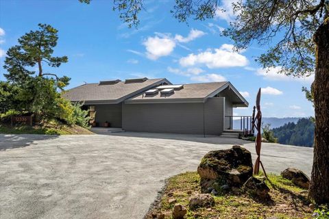 Photo of 12336 Indian Rock Way, Los Gatos, CA 95033 (MLS # ML82034367)