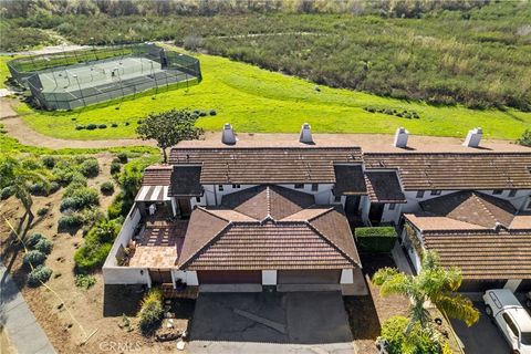 Photo of 5492 Villas Drive, Bonsall, CA 92003 (MLS # SW26005216)