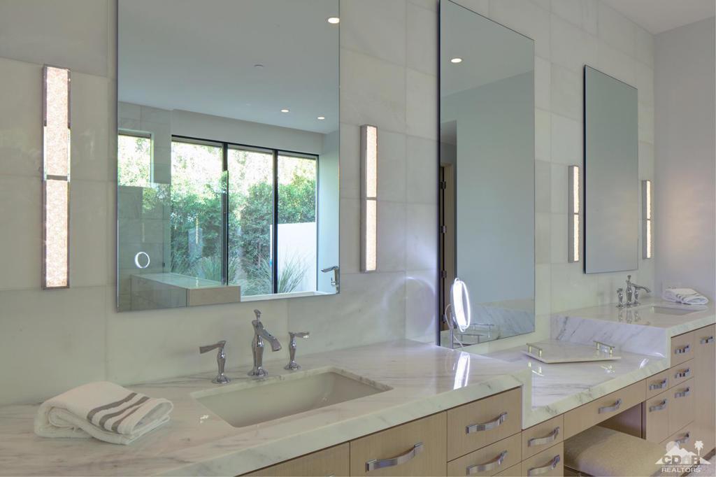 Vintage Country Club - Residential