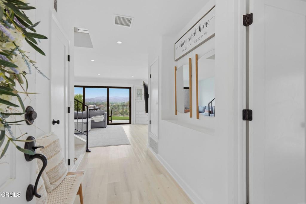 3222 Meadow Oak Drive