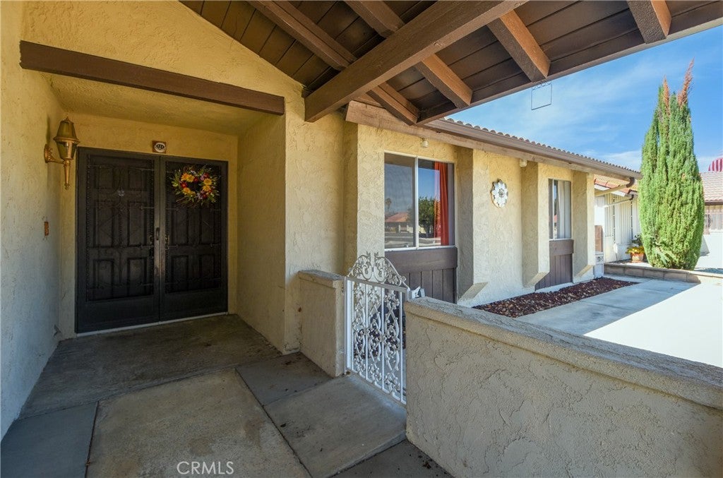 2115 Flame Tree