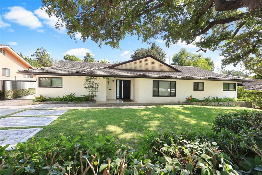 Properties 2 440 Winthrop Road