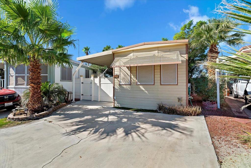 74711 Dillon Road 709