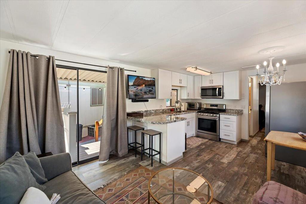 Not Applicable-1 - Manufactured In Park