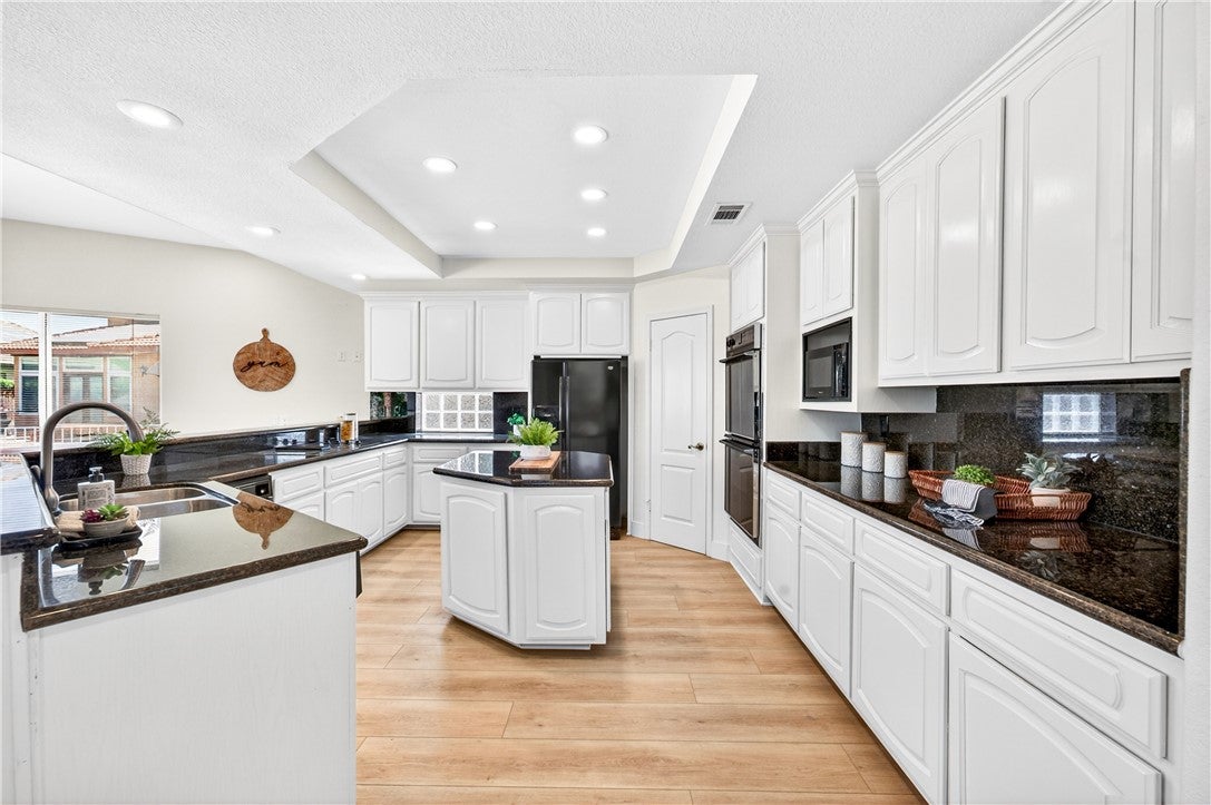24140 Cruise Circle