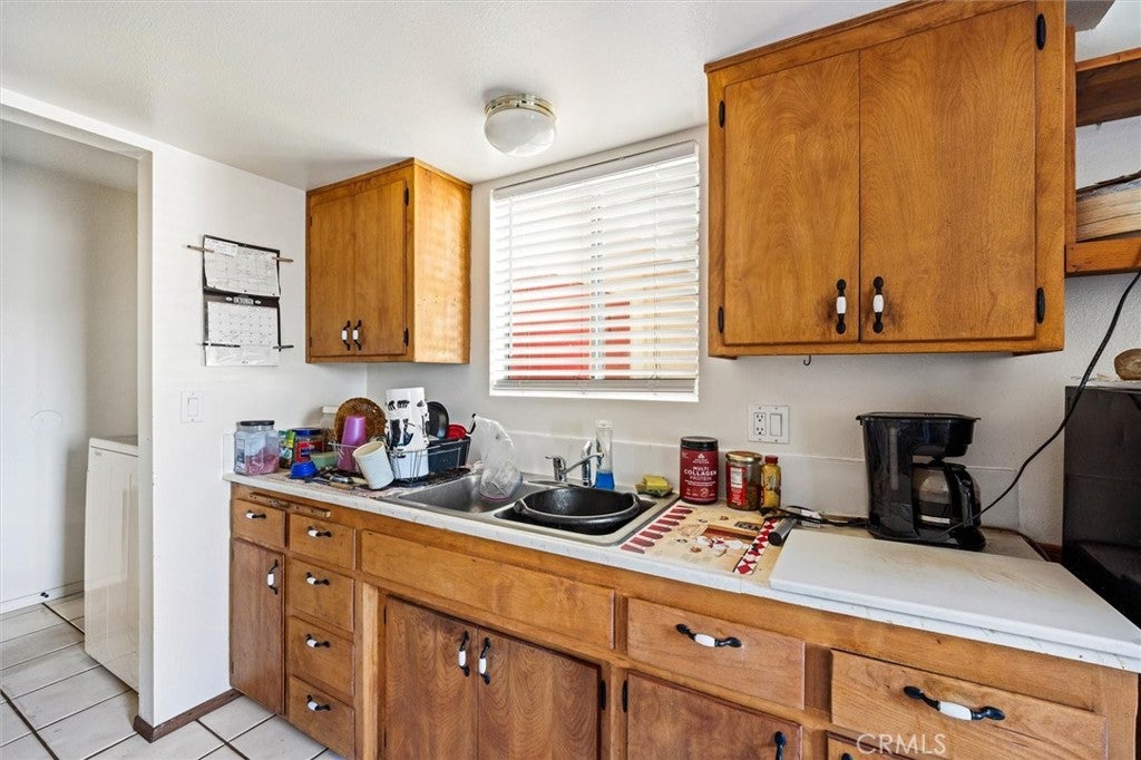 406 Golden West Place
