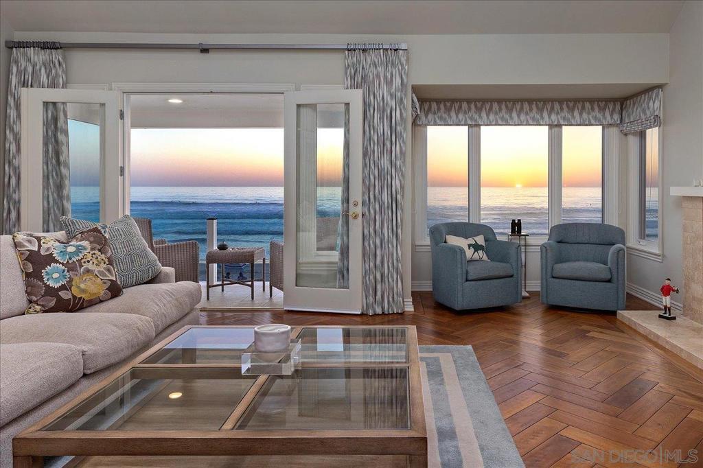 Del Mar - Residential