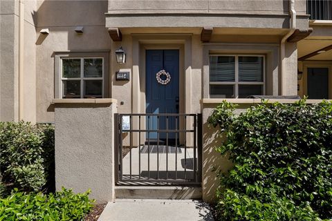 Photo of 12234 Blue Sky Court, Whittier, CA 90602 (MLS # PW25071432) Photo of 12234 Blue Sky Court, Whittier, CA 90602 (MLS # PW25071432)