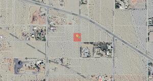 Ready to built. Easy access to Dillon pave road. Wonderful mountain views. Buyer to verify all utilities and permits with the county of Riverside.