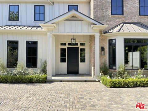 Photo of 12730 Hanover Street, Los Angeles, CA 90049 (MLS # 26670315)