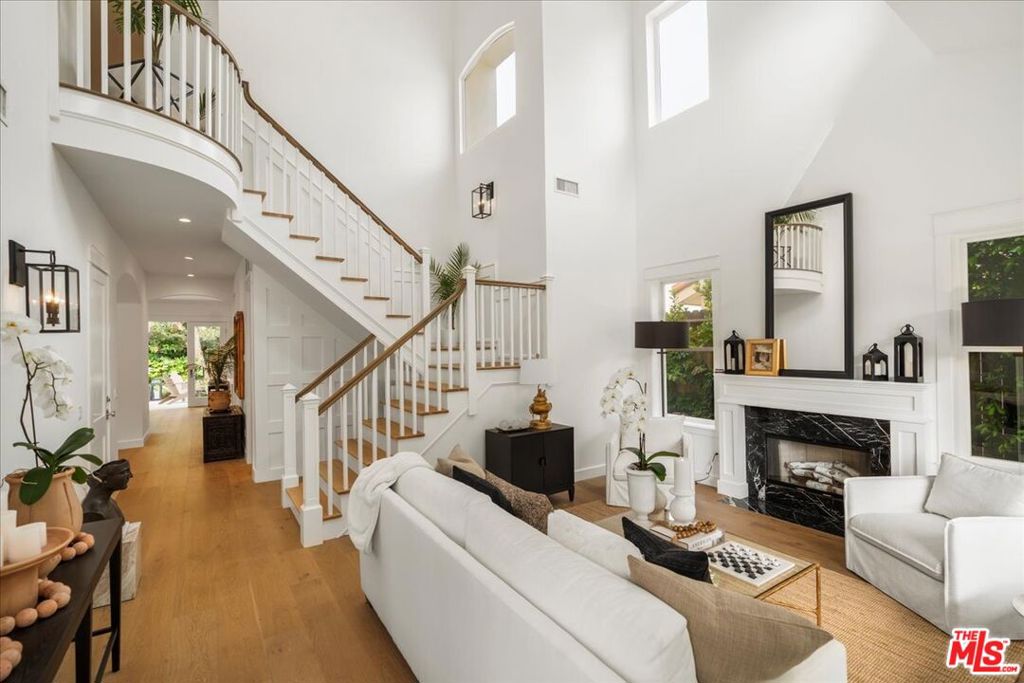 Properties 1 1664 Amherst Avenue