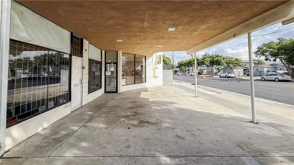 11915 Inglewood