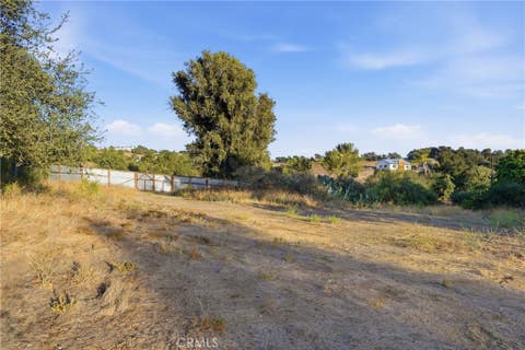 Tiny photo for 265 Broken Arrow RD, Nipomo, CA 93444 (MLS # PI26166369)