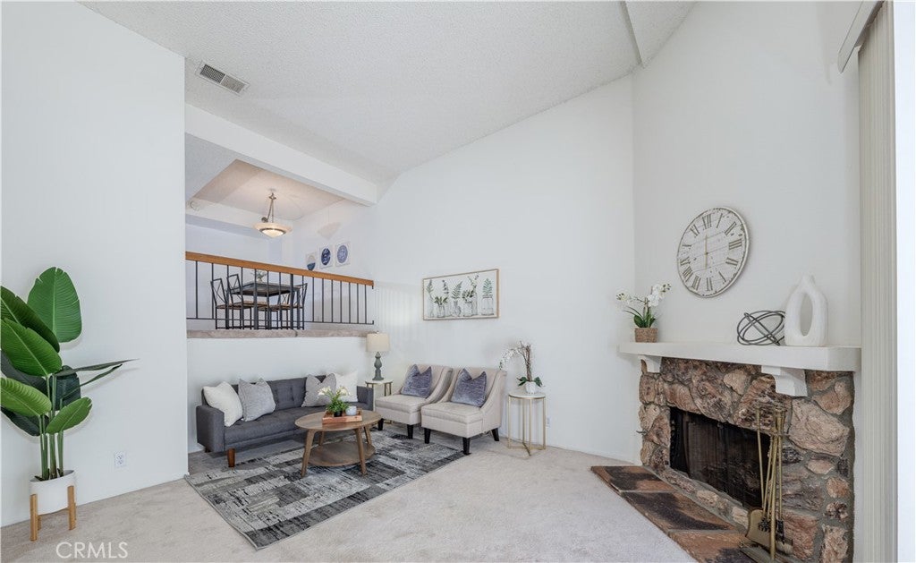 380 W Wilson ST