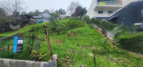 Photo of 2348 Riverside Dr Dr, Silver Lake, CA 90031 (MLS # SR26001925)