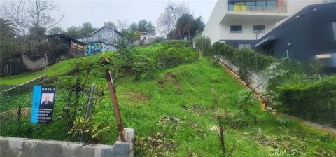 Photo of 2348 Riverside Dr Dr, Silver Lake, CA 90031 (MLS # SR26001925)