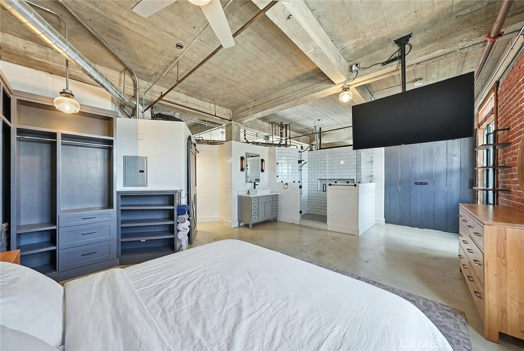 100 w 5th street 7e