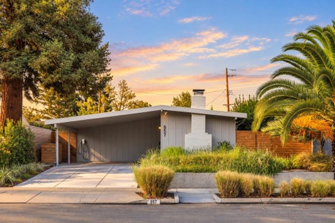 Photo of 857 Tamarack Lane, Sunnyvale, CA 94086 (MLS # ML82066047)