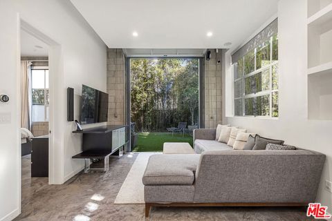 Photo of 710 N Orlando Avenue #104, West Hollywood, CA 90069 (MLS # 26663611)