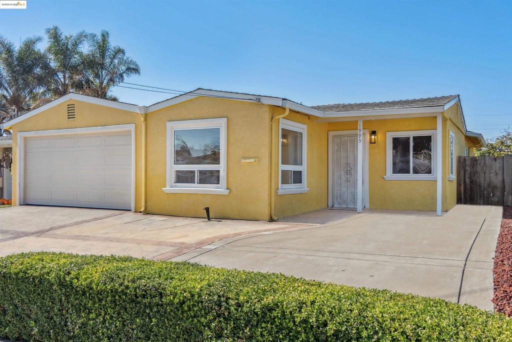 MULFORD GARDENS - Residential