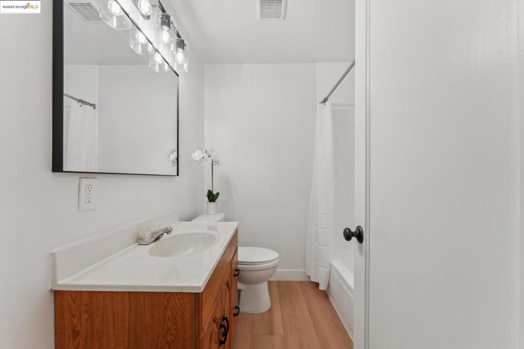 MULFORD GARDENS - Residential