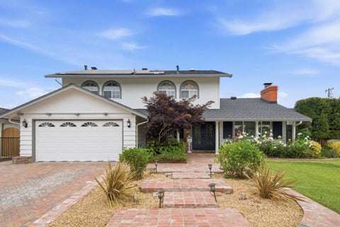 Photo of 2644 Briarwood Drive, San Jose, CA 95125 (MLS # ML82053246)