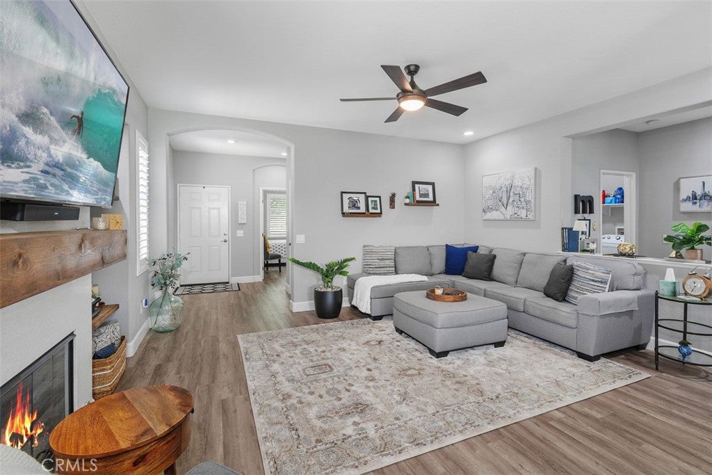 28166 Glenside Court