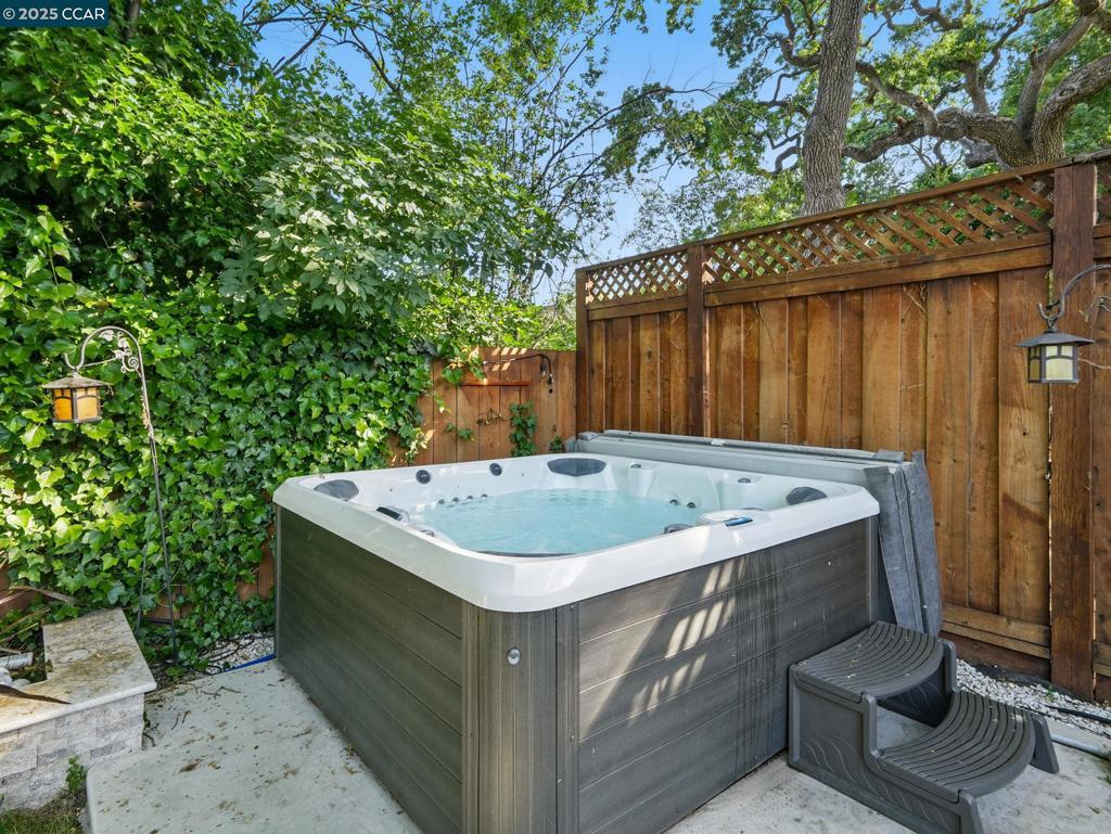 PARKMEAD - Residential