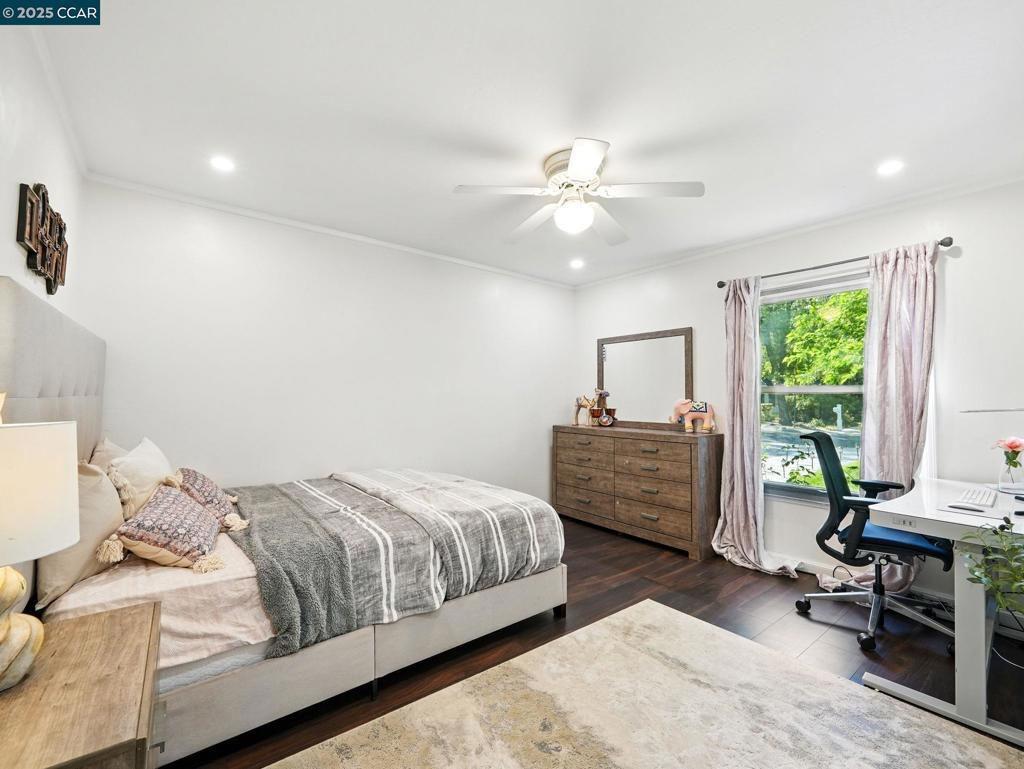 PARKMEAD - Residential