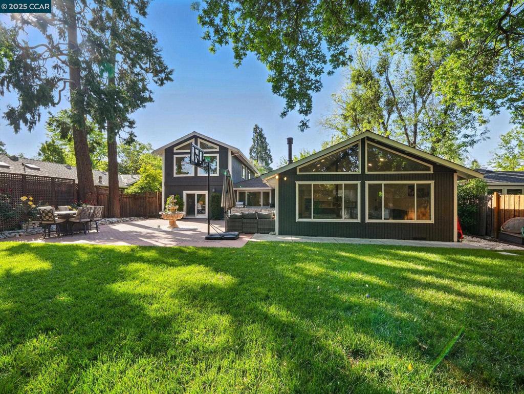 PARKMEAD - Residential