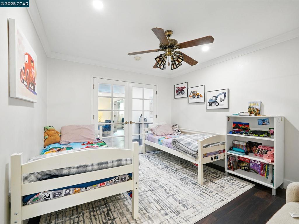 PARKMEAD - Residential