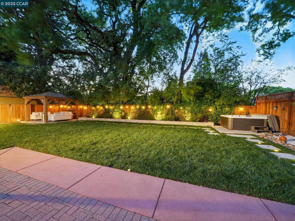 PARKMEAD - Residential