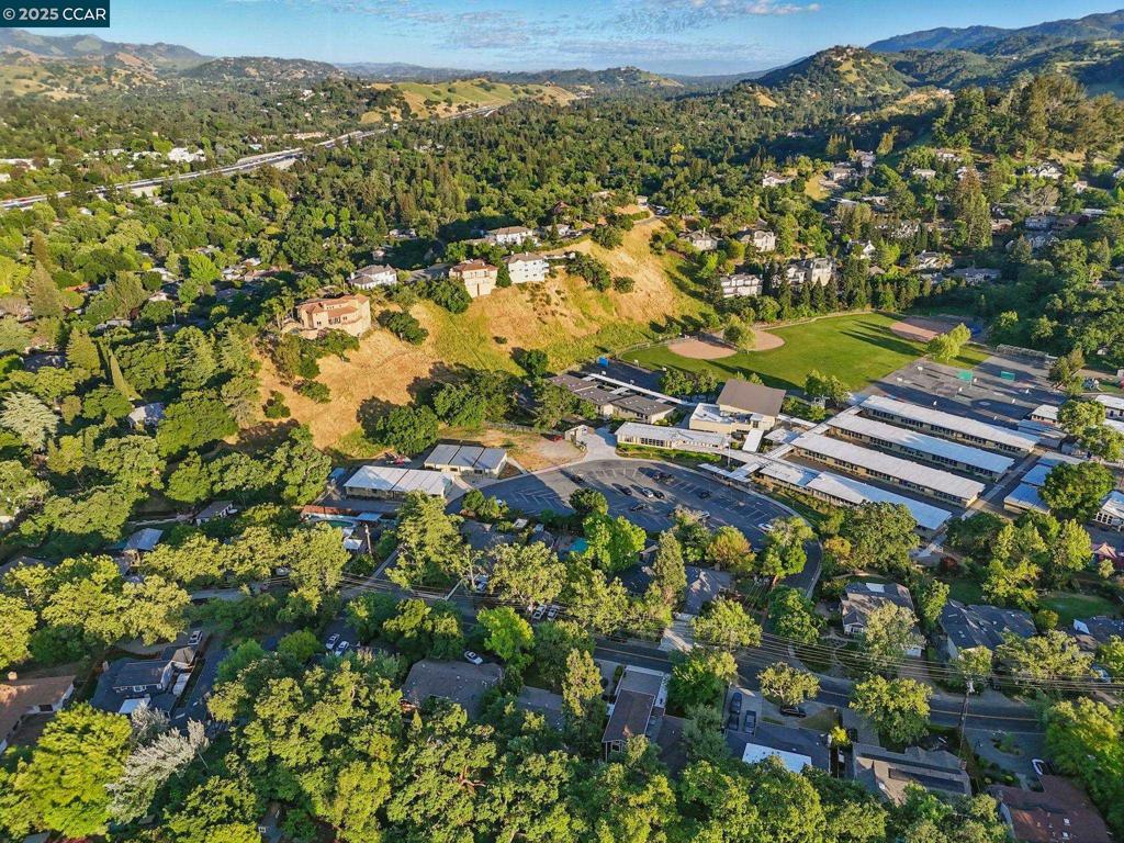 PARKMEAD - Residential