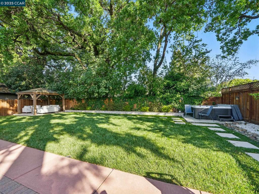 PARKMEAD - Residential