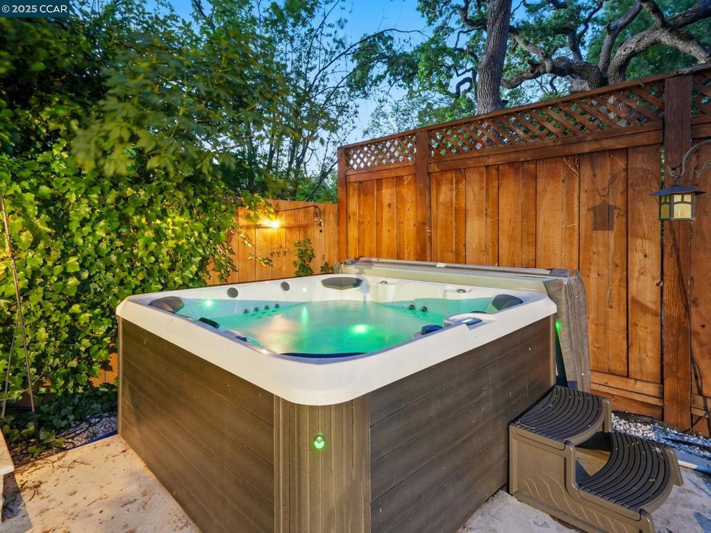 PARKMEAD - Residential