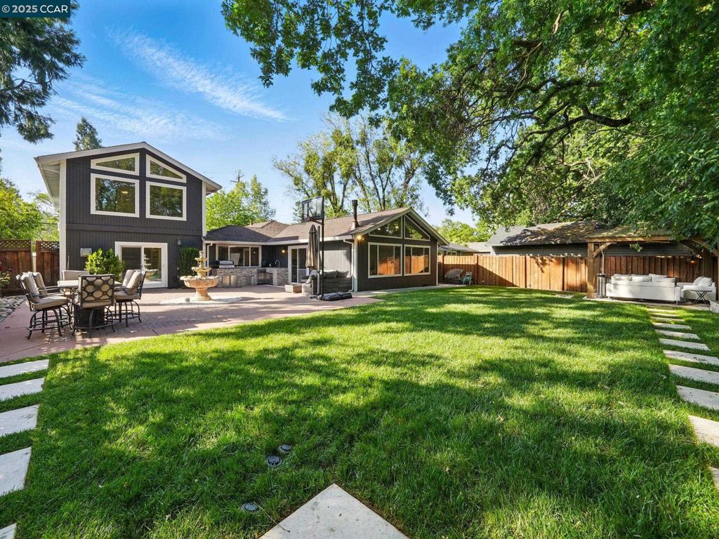 PARKMEAD - Residential