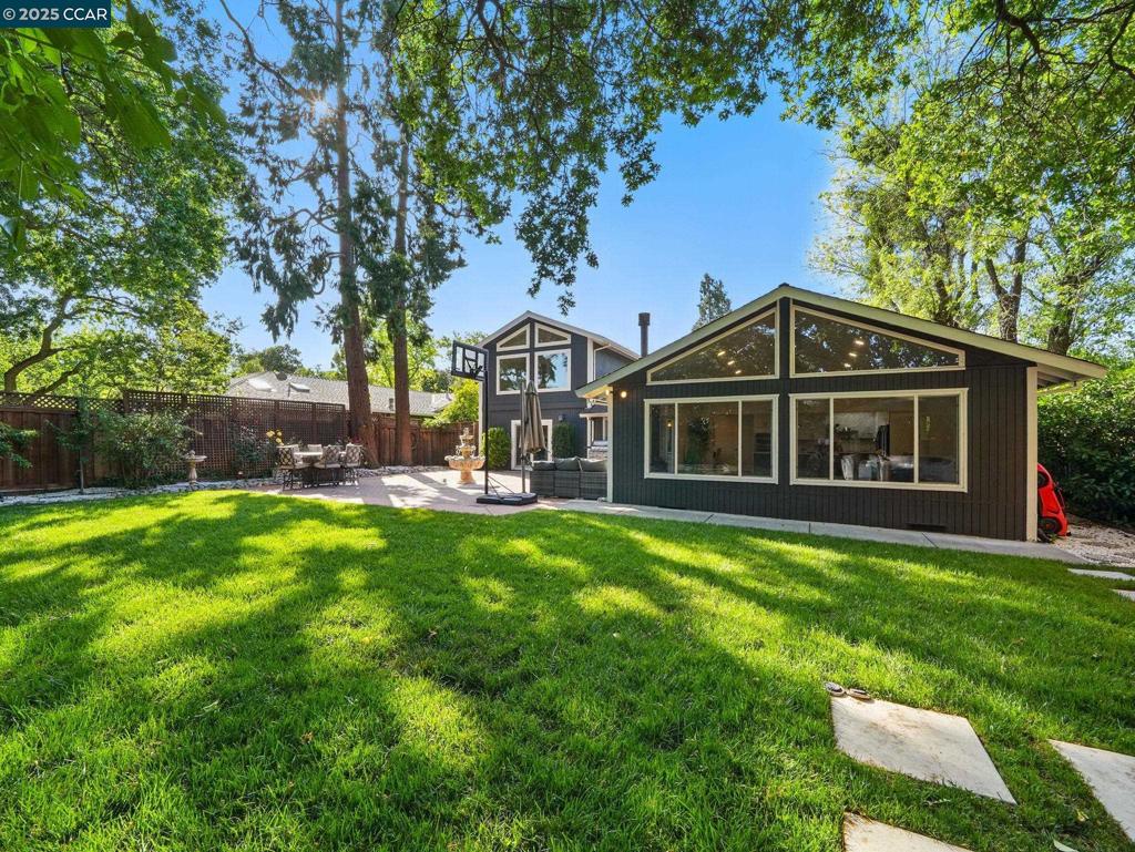 PARKMEAD - Residential