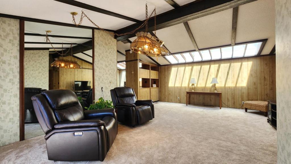 2896 Moss Hollow Drive