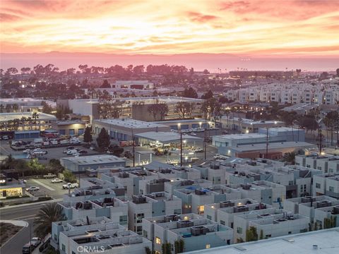 1532 Maxwell Way Costa Mesa CA 92627