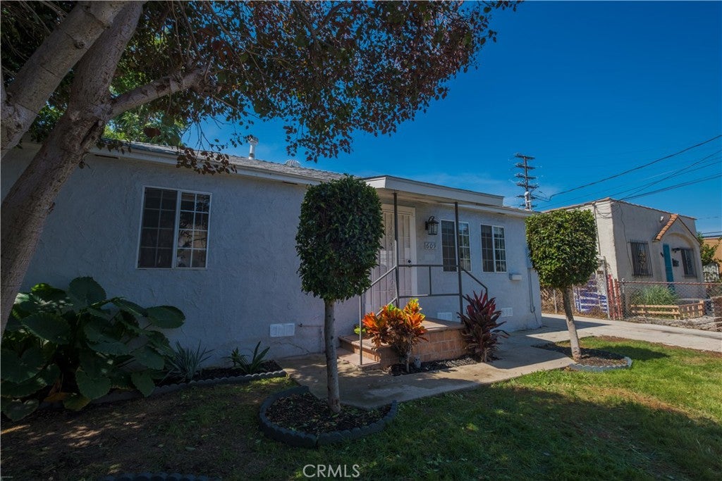 609 N Crane Avenue Avenue