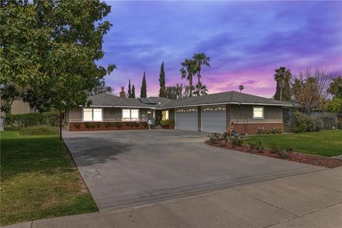 1721 W Palmyra Orange CA 92868