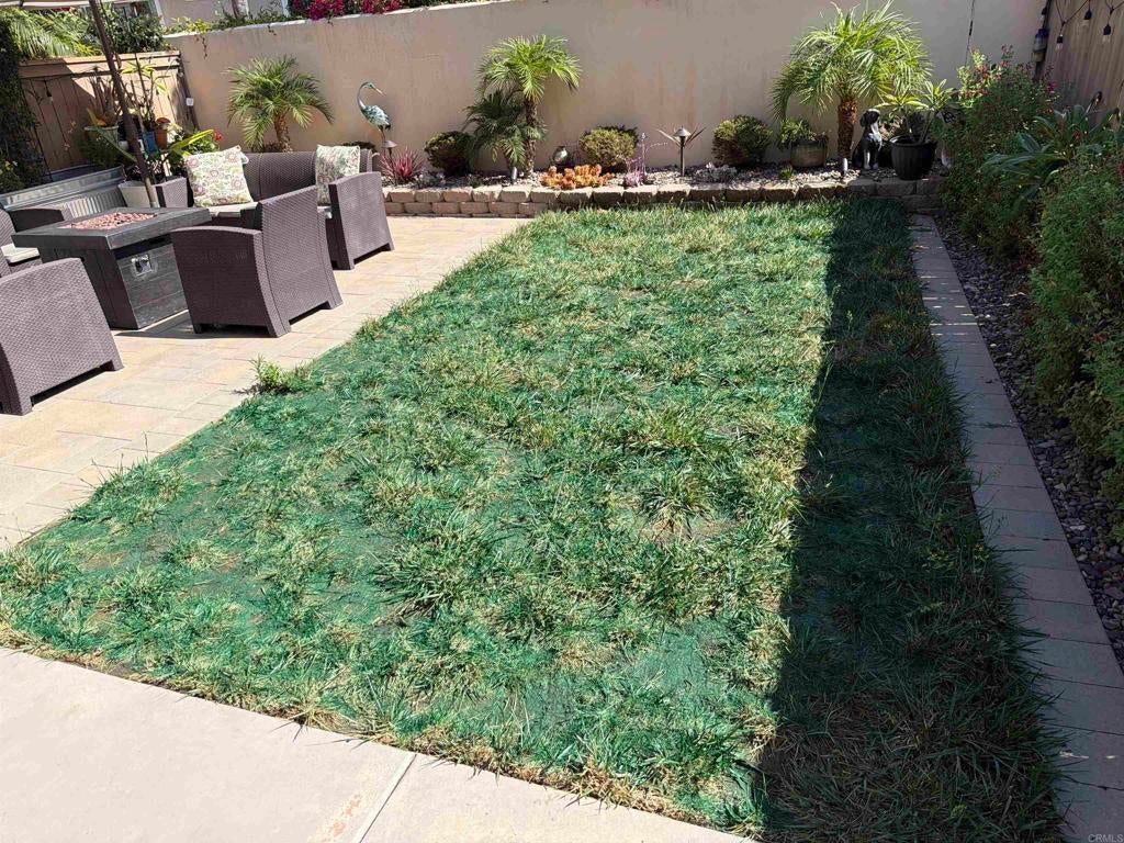 1242 STAGECOACH TRAIL LOOP